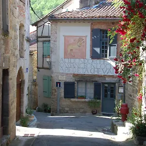 Bed and breakfast Lion D'or, Saint-Antonin