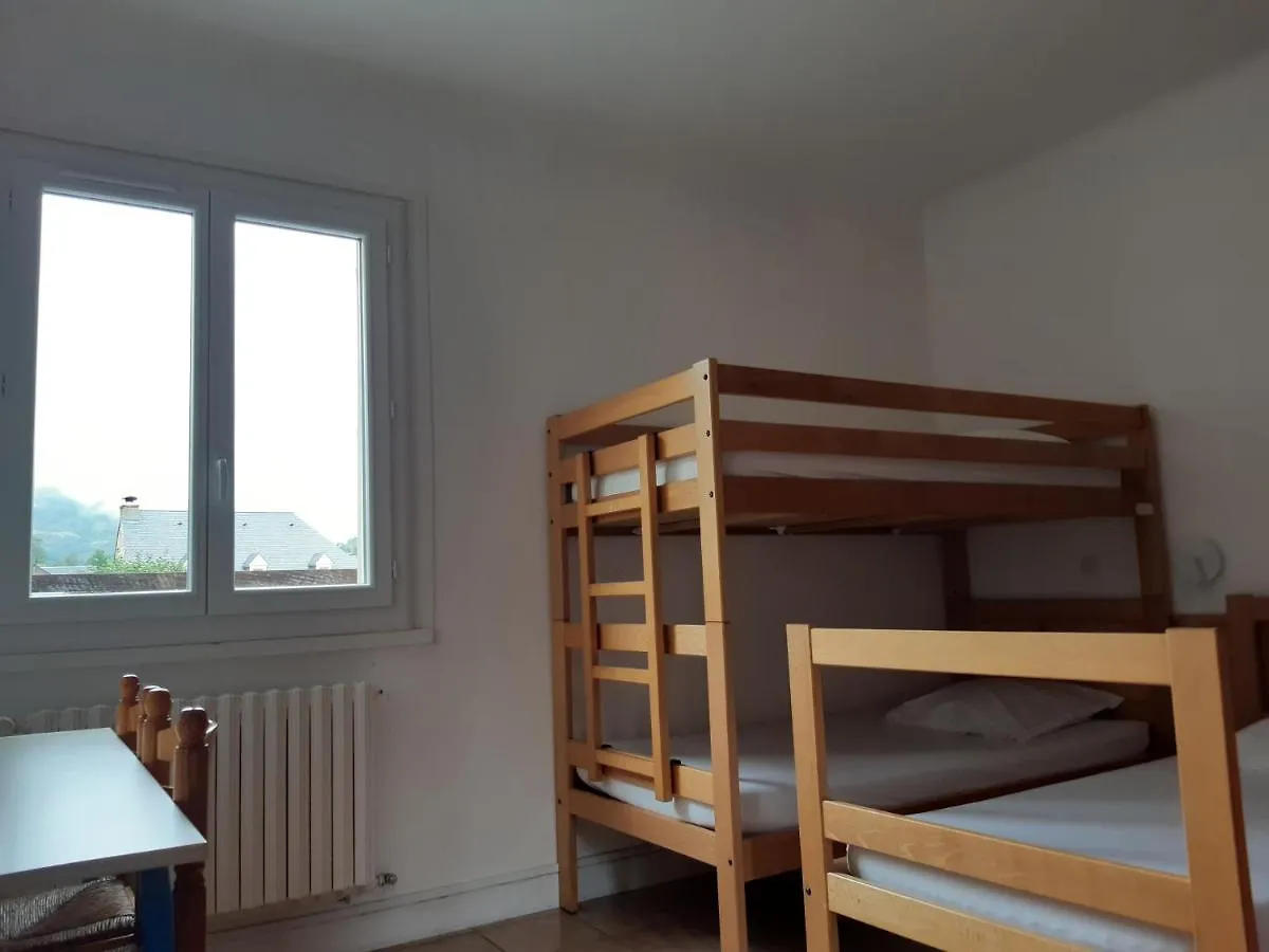 L'Auberge De Гаварни Отель